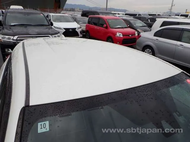 Toyota C-Hr 2018 photo 5