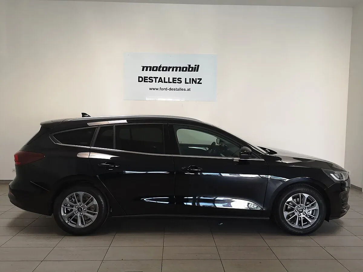 Ford Focus 2026 photo 3