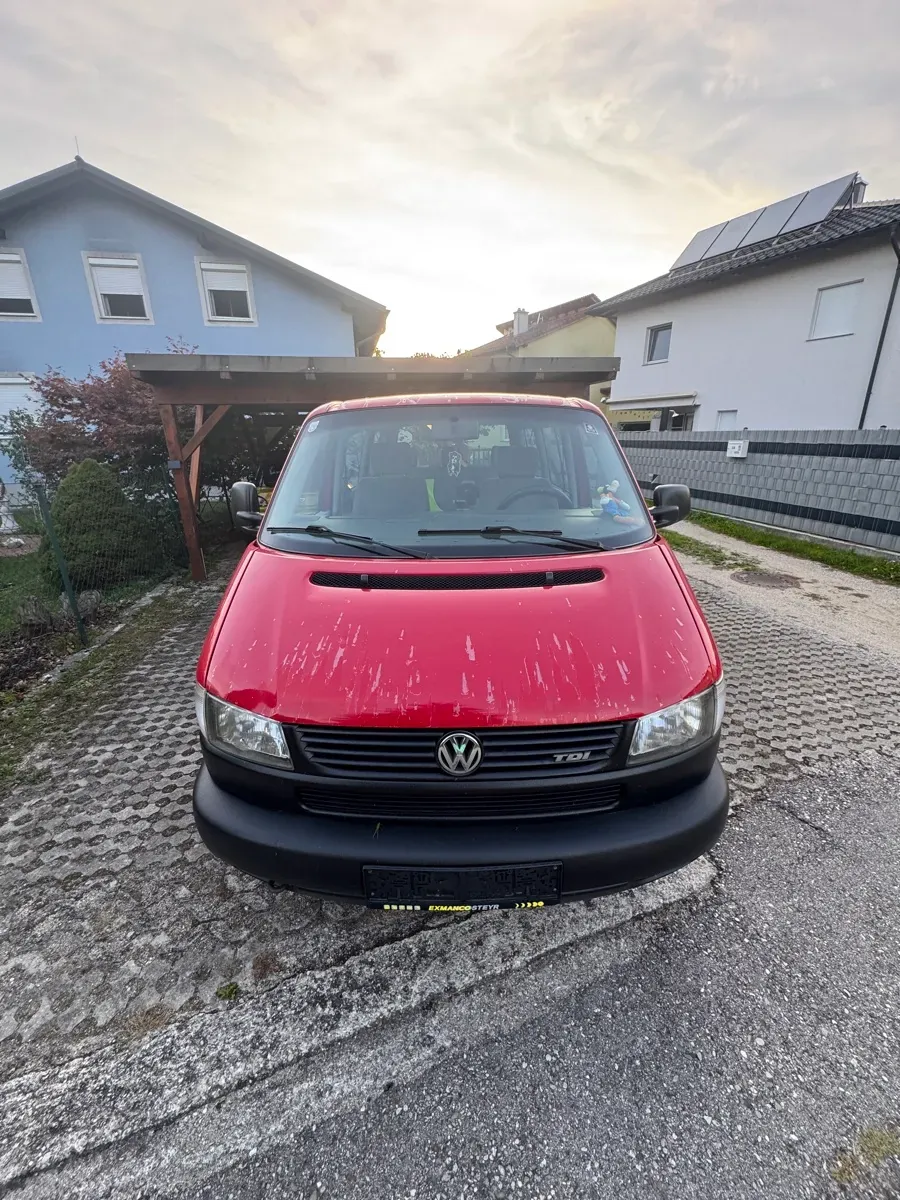Volkswagen T4 1998 photo 2
