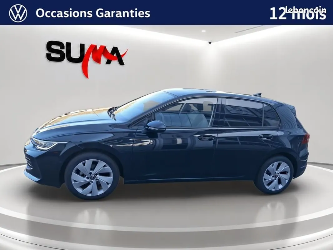 Volkswagen Golf 2025 photo 2