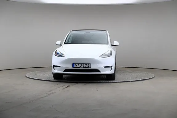 Tesla Model Y 2023 photo 3