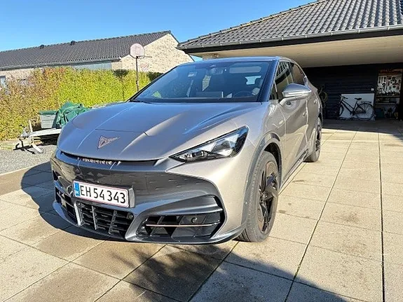 Cupra Tavascan 2024 photo 2