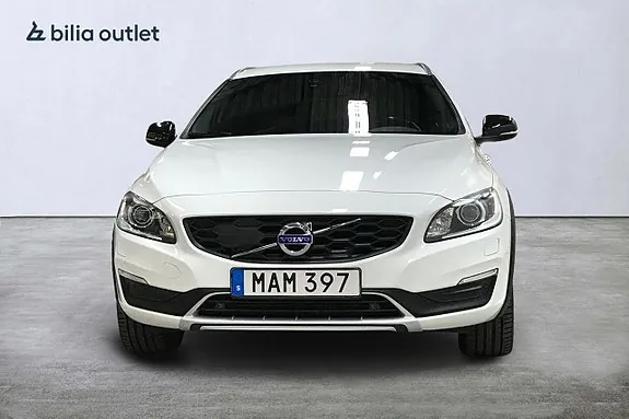 Volvo V60 Cross Country 2017 photo 3