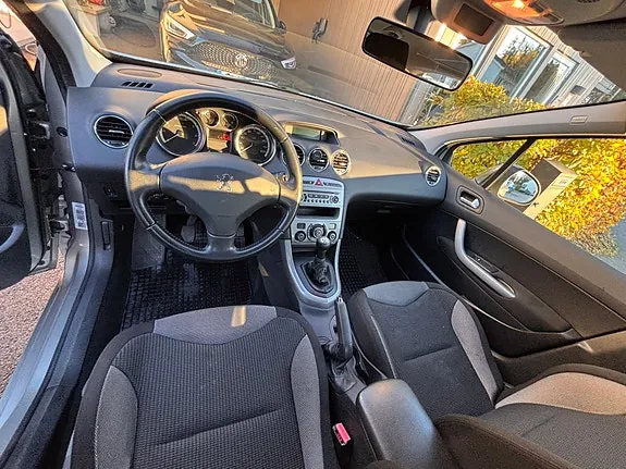 Peugeot 308 2010 photo 5