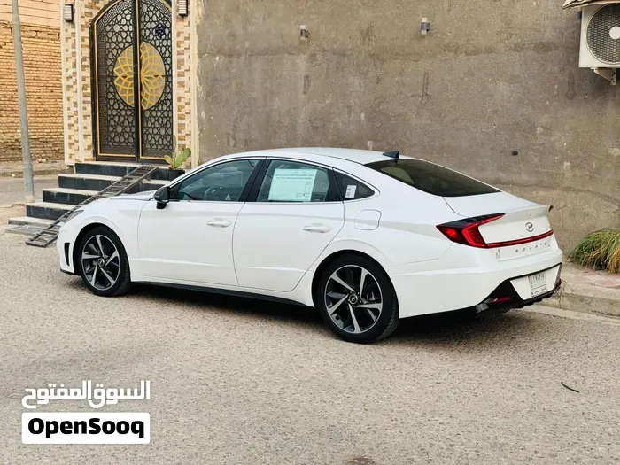 Hyundai Sonata 2021 photo 2