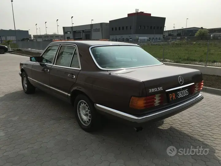 Mercedes-Benz S-Class 1982 photo 3