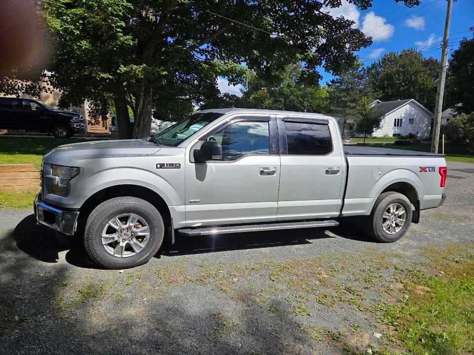 Ford F-150 2016 photo 2
