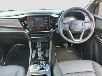 Isuzu Mu-X 2026 photo 4