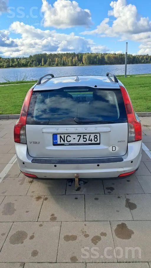Volvo V50 2010 photo 4