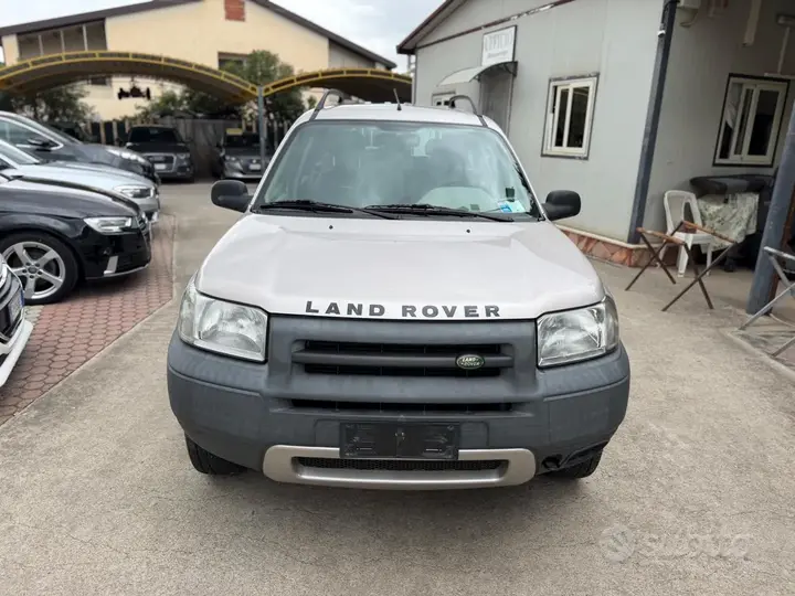 Land Rover Freelander 2001 photo 2