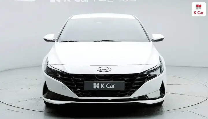 Hyundai Elantra 2023 photo 3