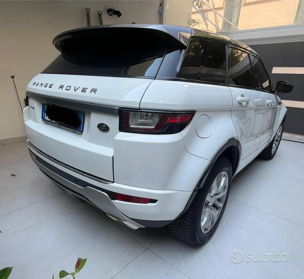 Land Rover Range Rover Evoque 2017 photo 3