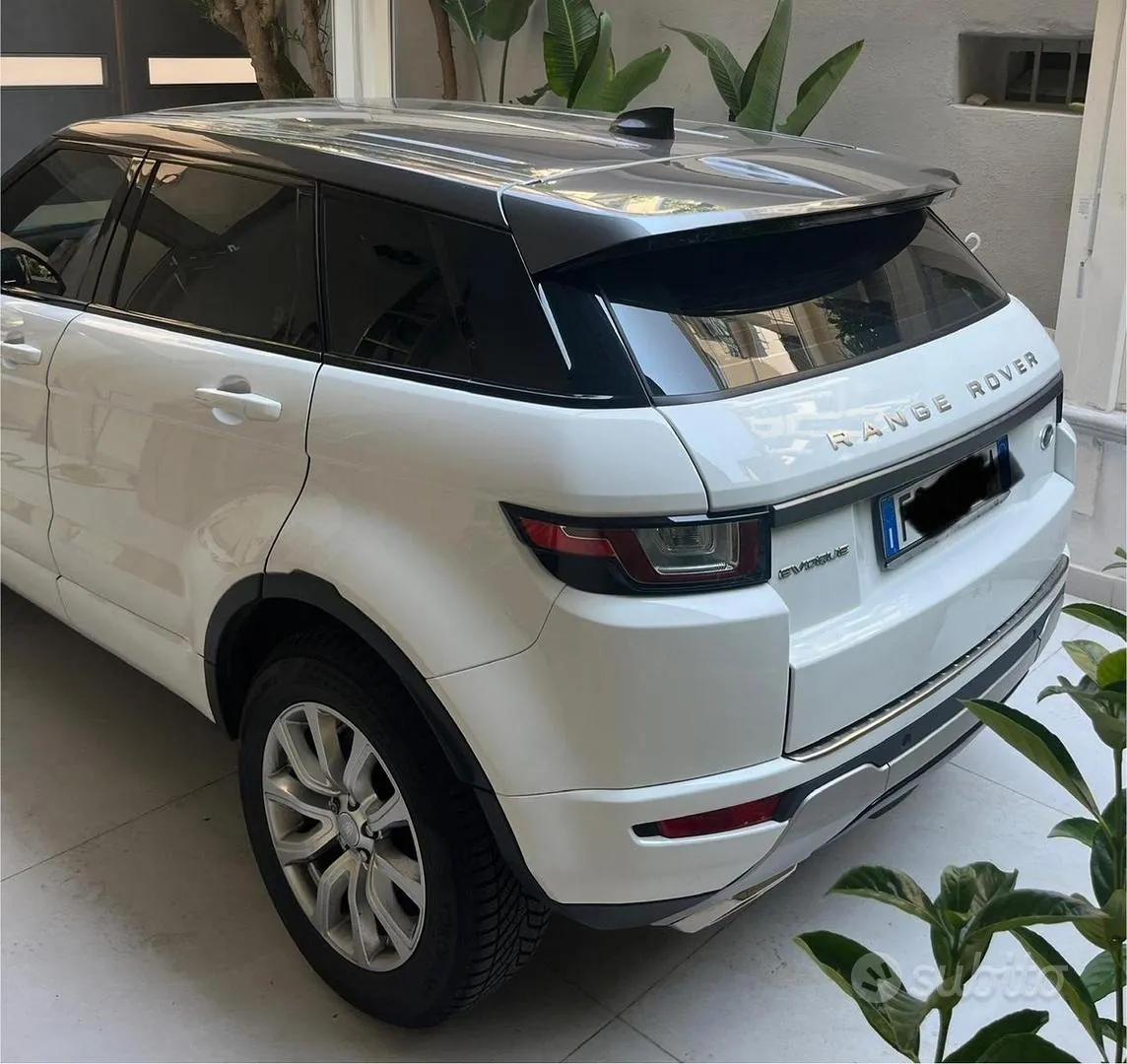 Land Rover Range Rover Evoque 2017 photo 4