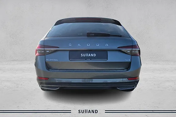 Skoda Superb 2023 photo 4
