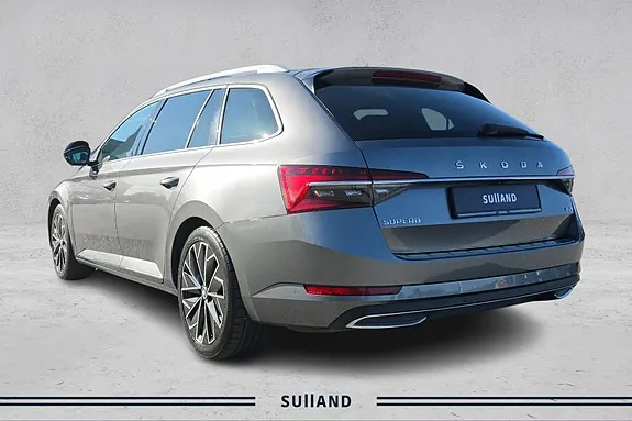 Skoda Superb 2023 photo 3