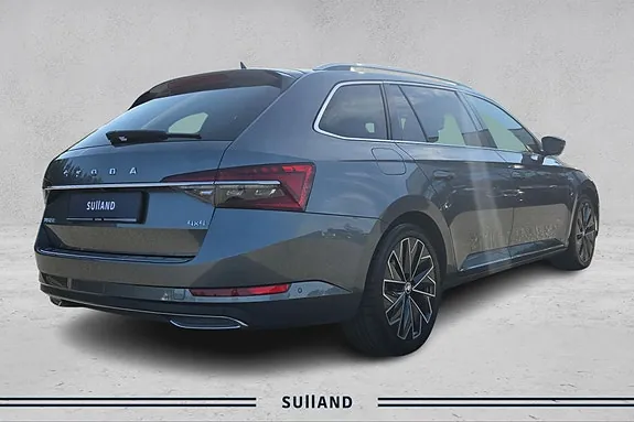 Skoda Superb 2023 photo 5