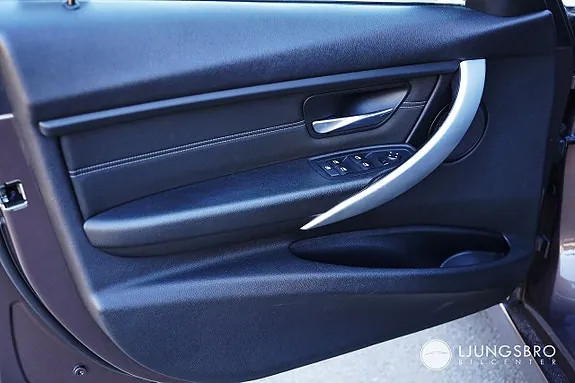 BMW 320 2014 photo 3