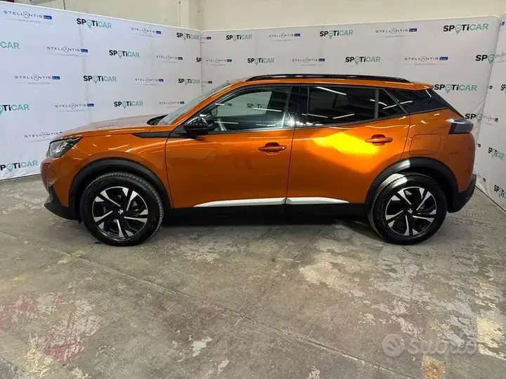 Peugeot 2008 2023 photo 2