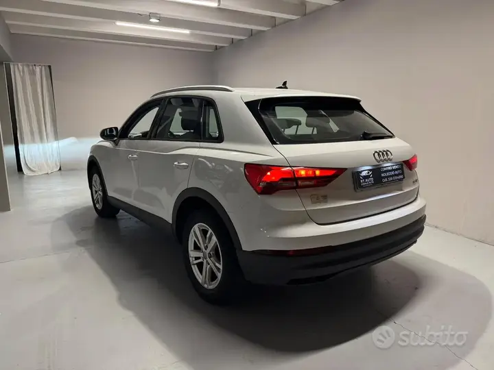 Audi Q3 2019 photo 4