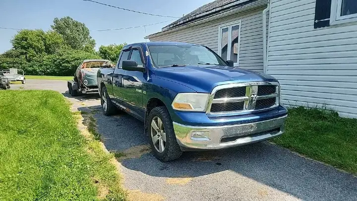 Dodge Ram 1500 2009 photo 2