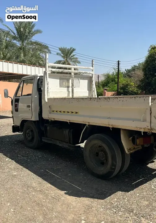 Daihatsu Delta 1991 photo 3