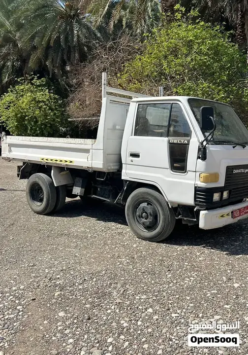 Daihatsu Delta 1991 photo 2