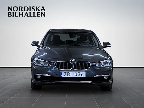 BMW 330E 2018 photo 2