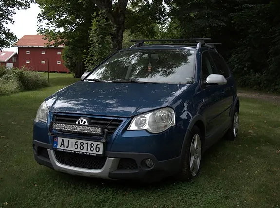 Volkswagen Polo Cross 2008 photo 2