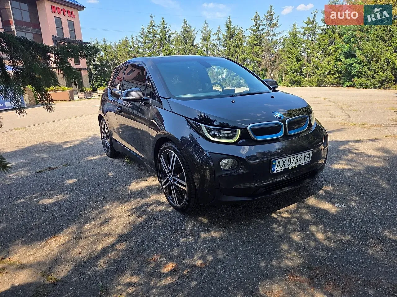 BMW I3