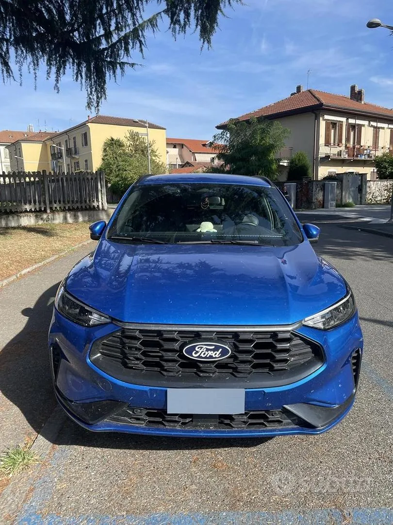 Ford Kuga 2025 photo 2