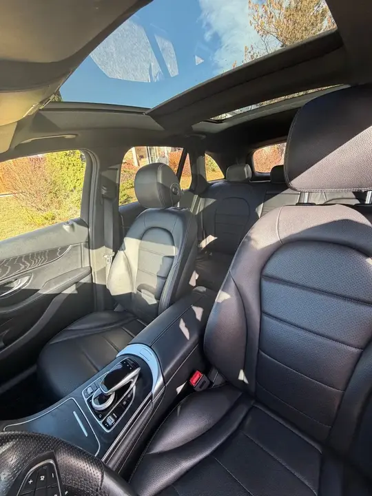 Mercedes-Benz Glc 300 2019 photo 4