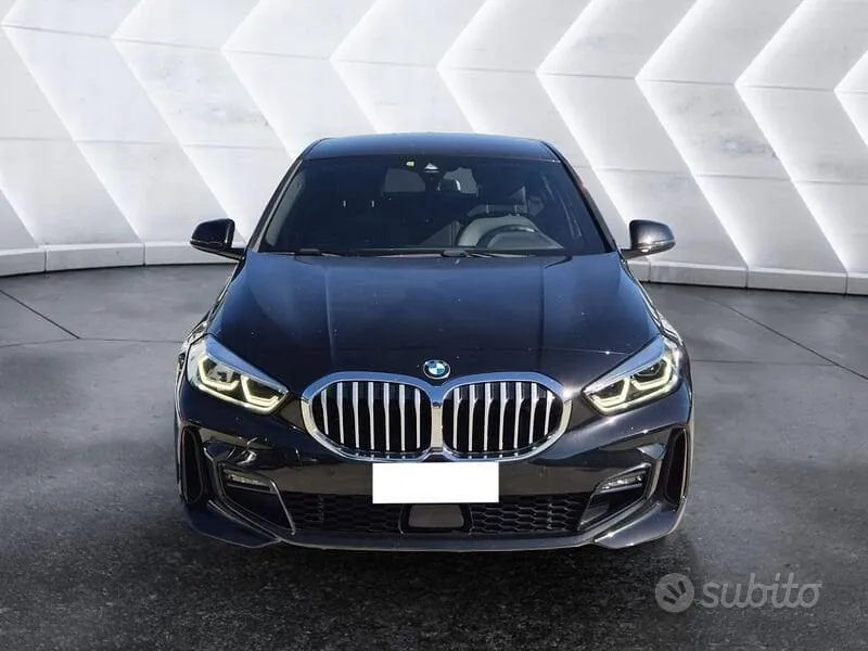 BMW 1 Series 2024 photo 2