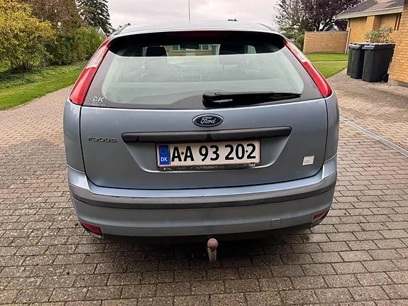 Ford Focus 2006 photo 2