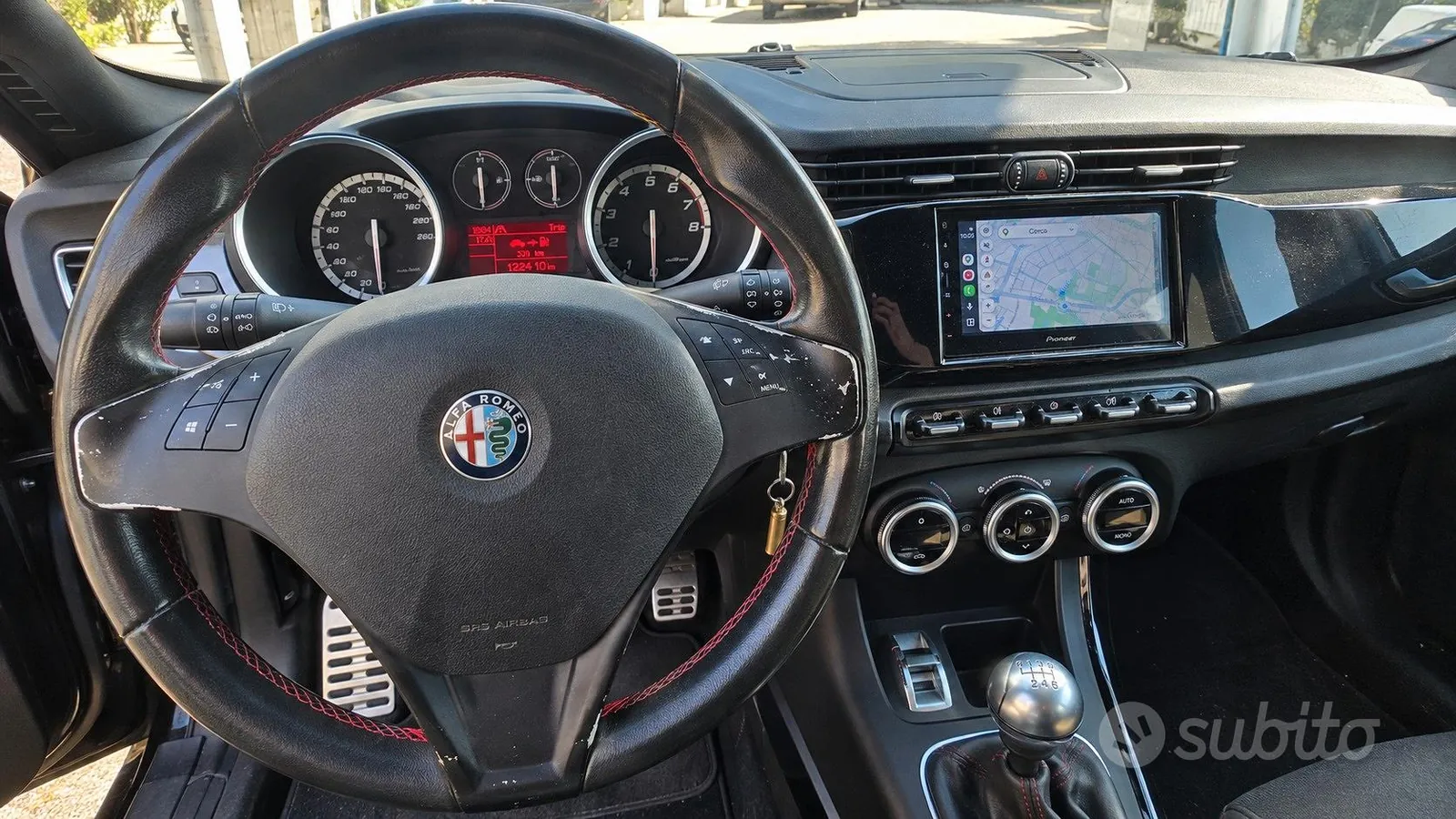 Alfa Romeo Giulietta 2011 photo 3