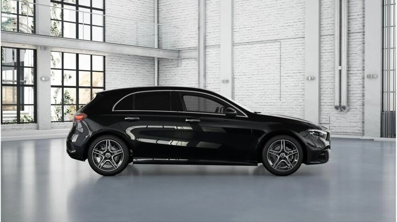 Mercedes-Benz A-Class photo 3