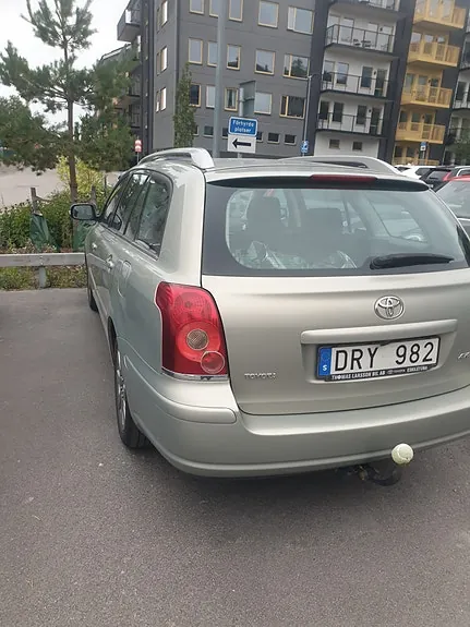 Toyota Avensis 2007 photo 2