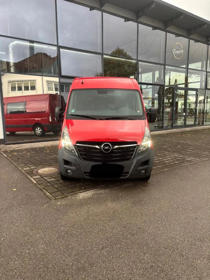 Opel Movano