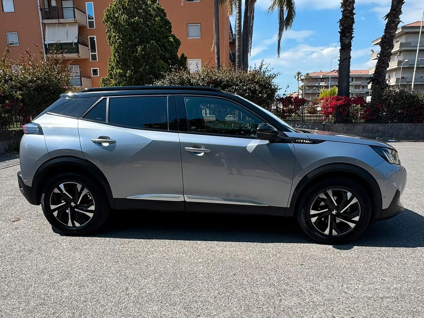 Peugeot 2008 2020 photo 3