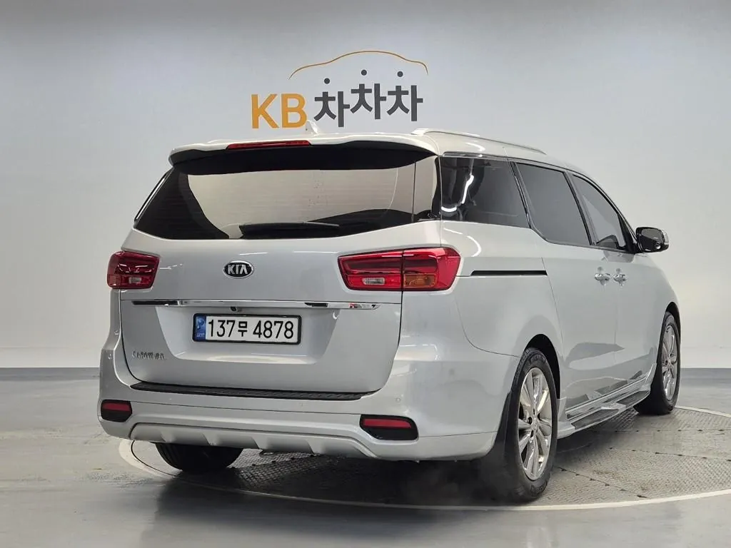 Kia Carnival 2019 photo 3