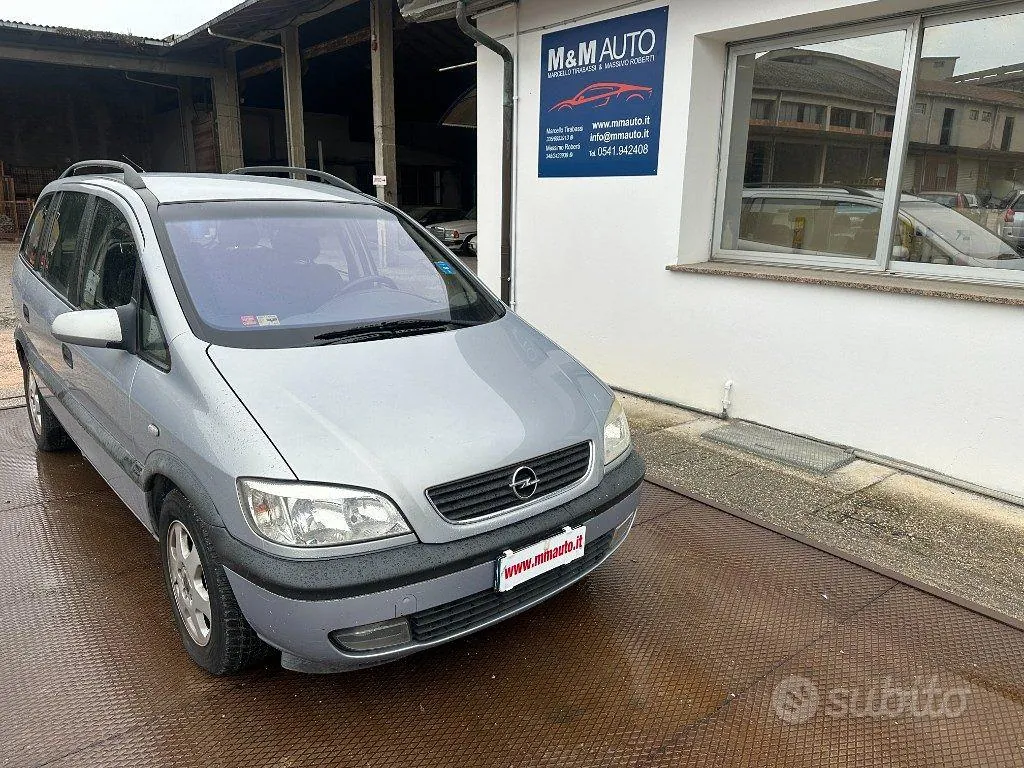 Opel Zafira 2002 photo 2