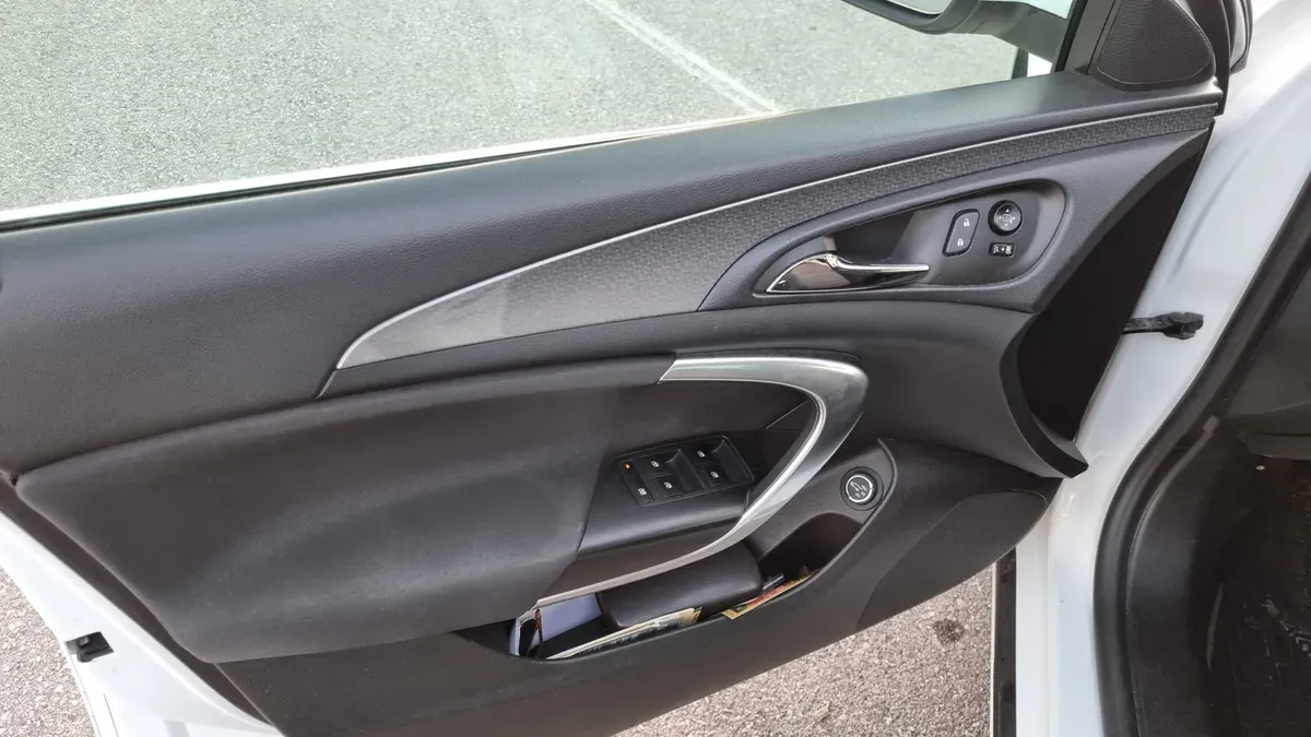 Opel Insignia 2015 photo 2