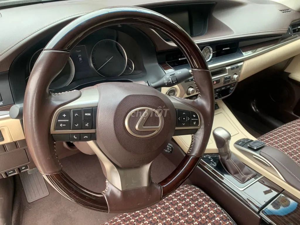 Lexus Es 2016 photo 5