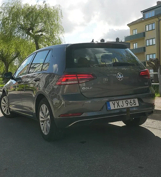 Volkswagen Golf 2018 photo 2