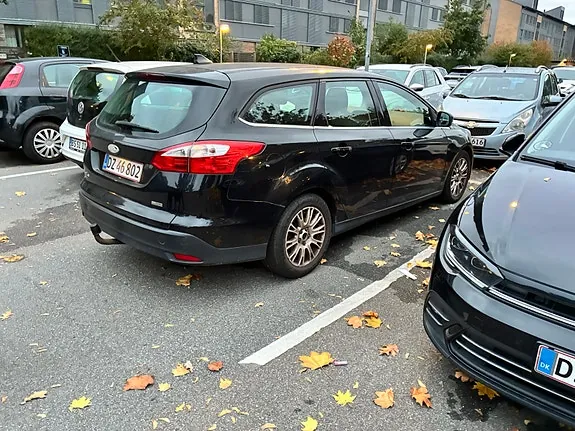 Ford Focus 2012 photo 3