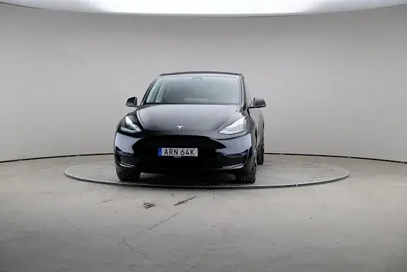 Tesla Model Y 2023 photo 3