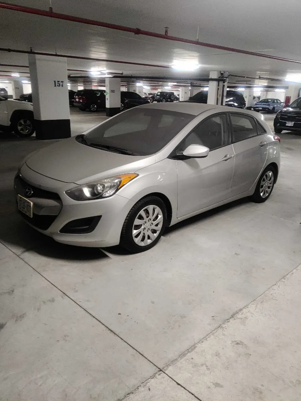 Hyundai Elantra 2013 photo 2