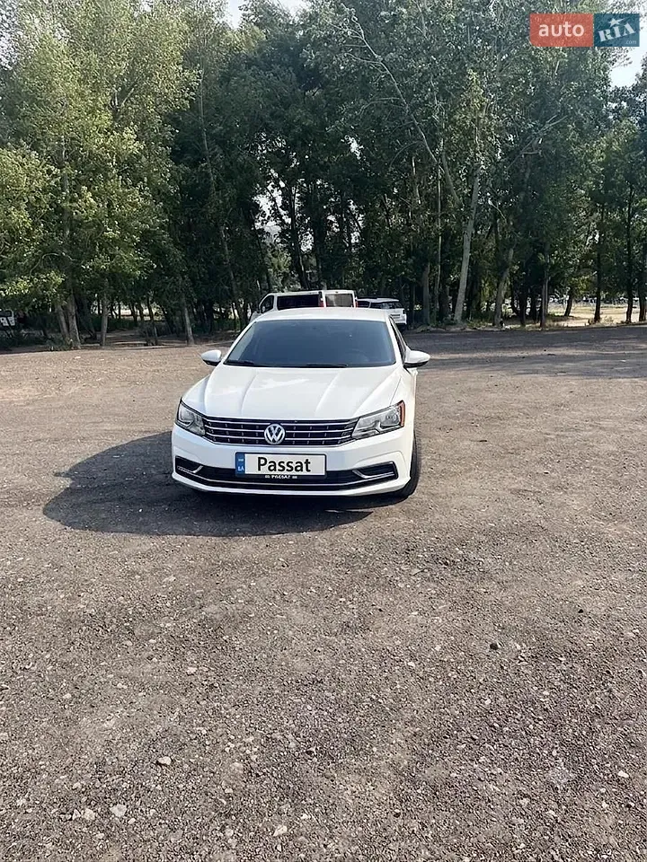 Volkswagen Passat 2016 photo 3