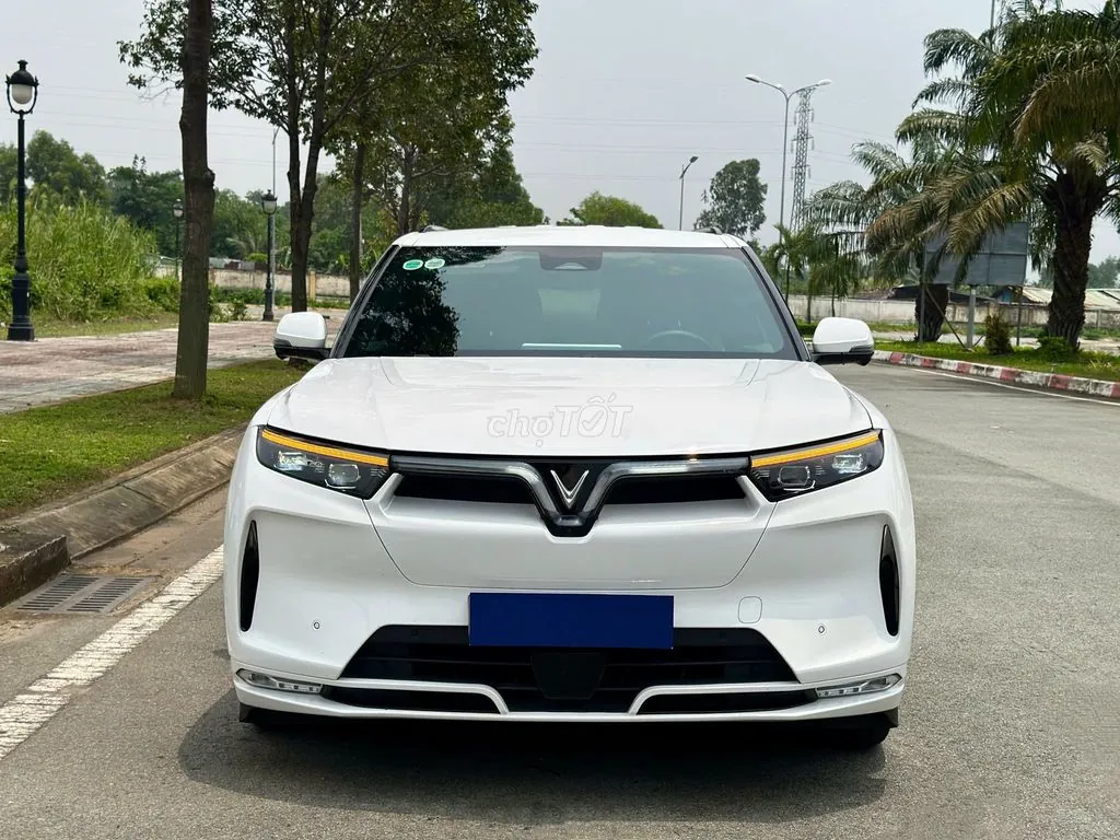 Vinfast Vf9