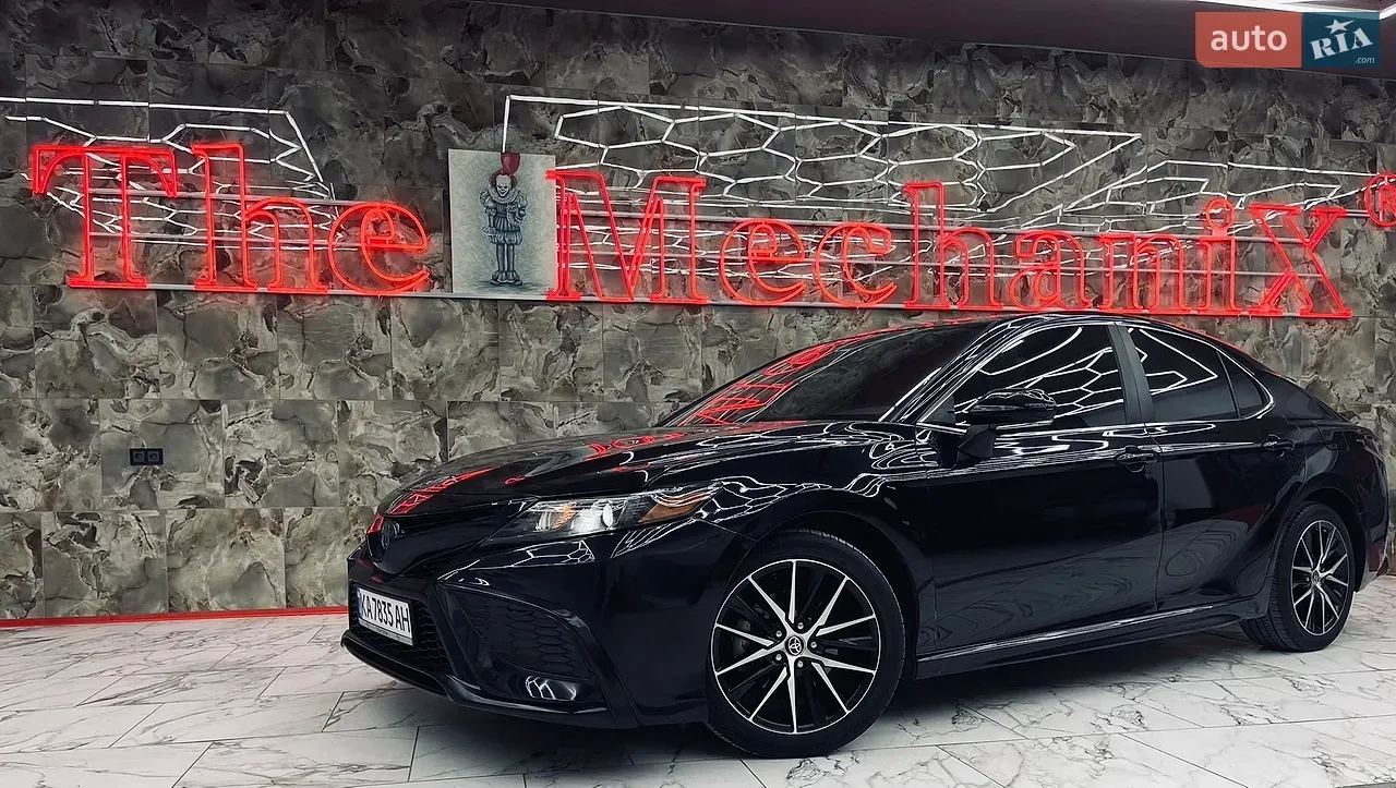 Toyota Camry 2024 photo 3