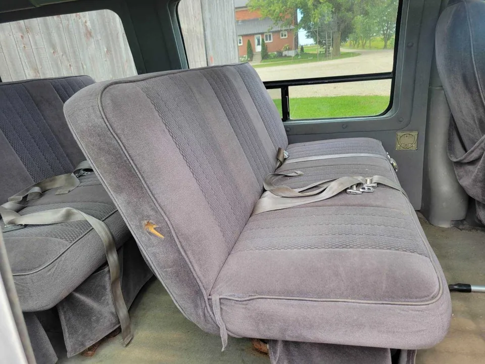 Chevrolet Van 1997 photo 3